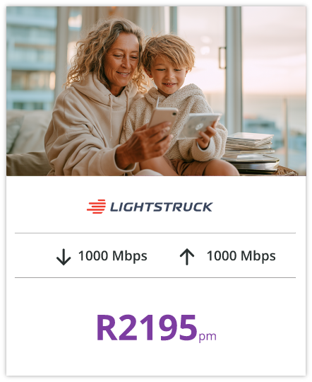LIGHTSTRUCK_ECM_ JUNE_1000 1000